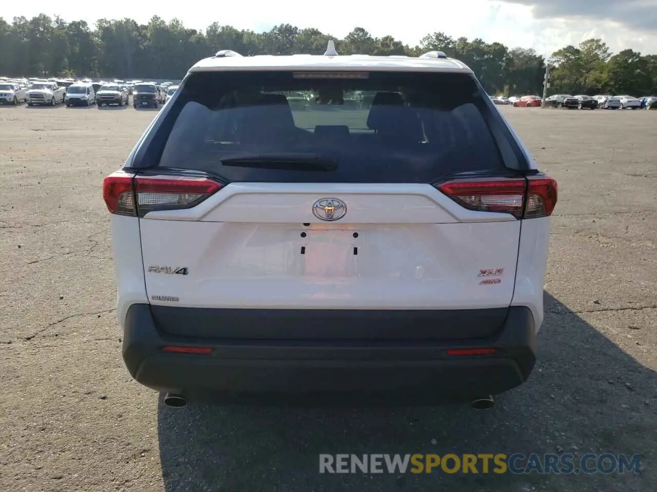 6 Photograph of a damaged car 2T3P1RFV9MW177165 TOYOTA RAV4 2021