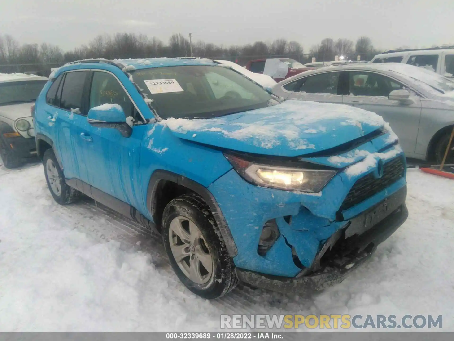 1 Photograph of a damaged car 2T3P1RFV9MW178879 TOYOTA RAV4 2021