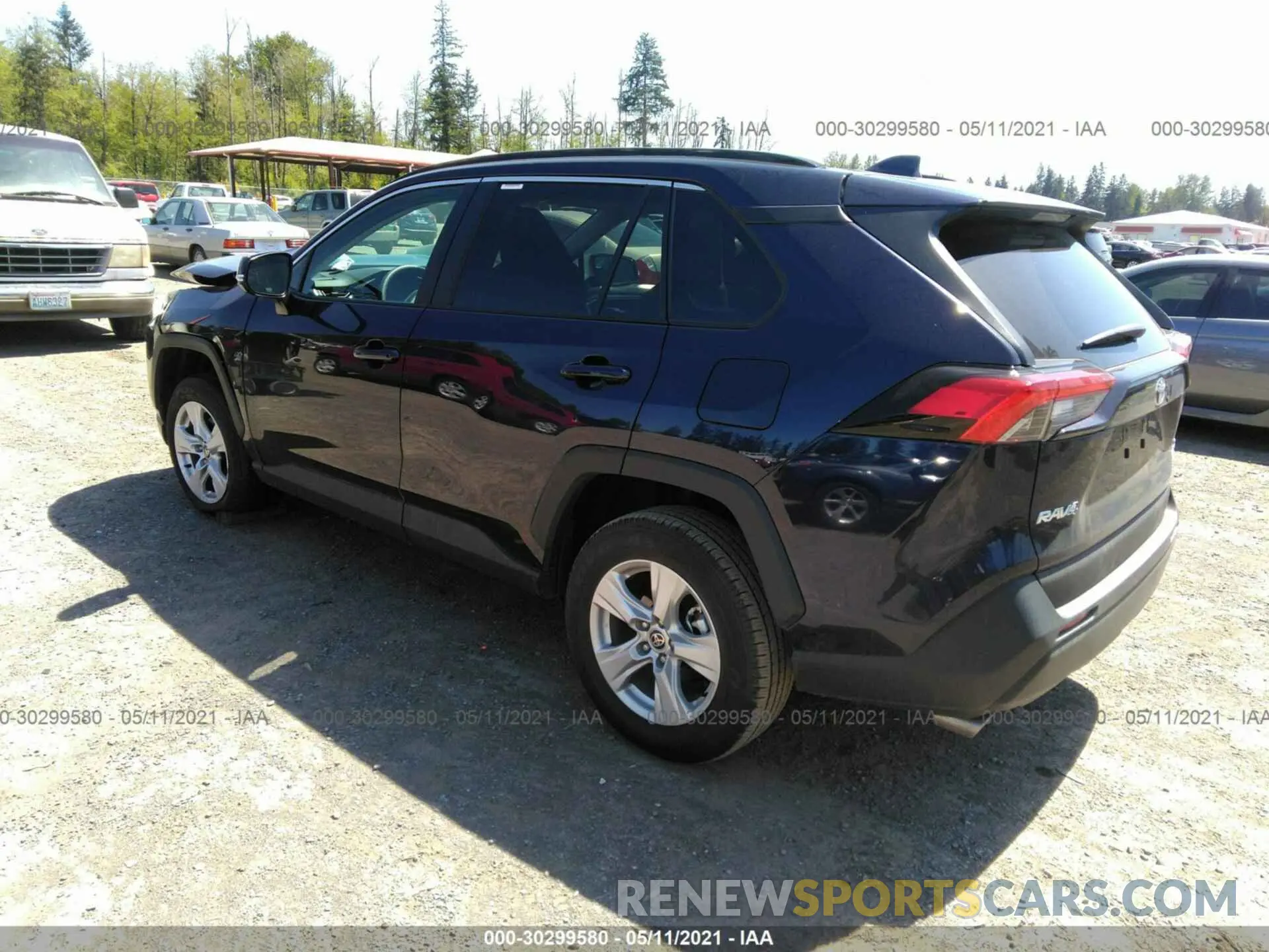 3 Photograph of a damaged car 2T3P1RFV9MW178977 TOYOTA RAV4 2021