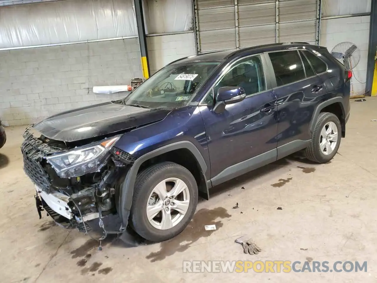 1 Photograph of a damaged car 2T3P1RFV9MW183077 TOYOTA RAV4 2021