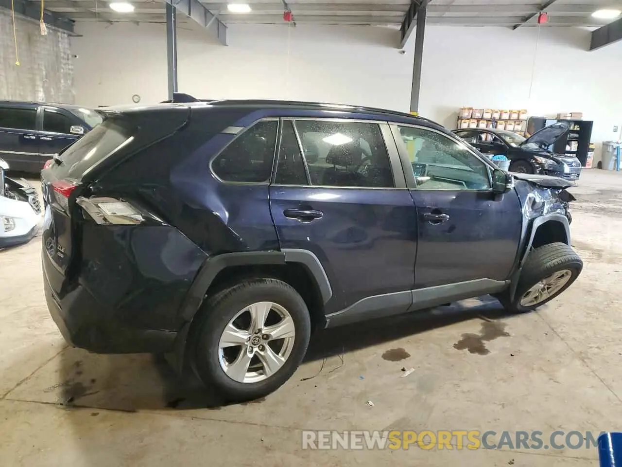 3 Photograph of a damaged car 2T3P1RFV9MW183077 TOYOTA RAV4 2021
