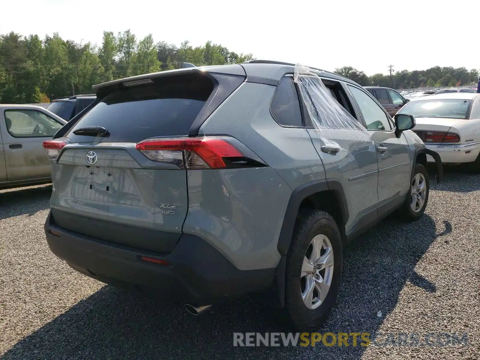 4 Photograph of a damaged car 2T3P1RFV9MW183788 TOYOTA RAV4 2021