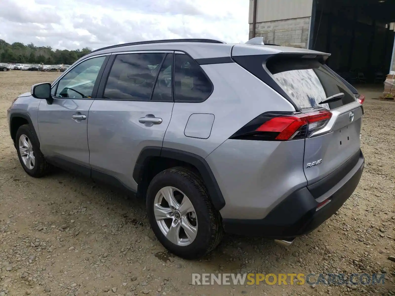 3 Photograph of a damaged car 2T3P1RFV9MW184438 TOYOTA RAV4 2021