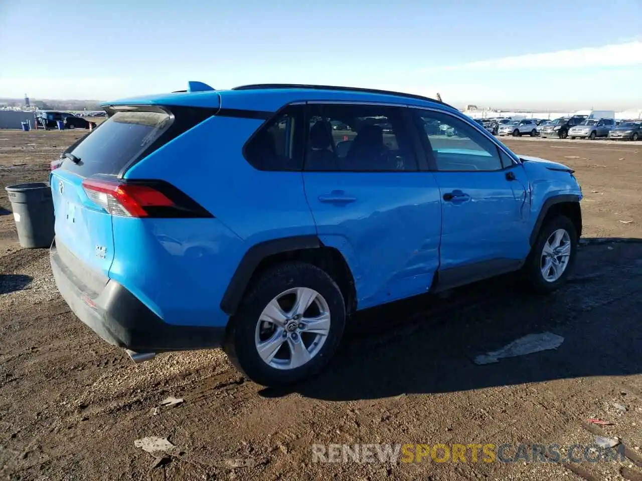 3 Photograph of a damaged car 2T3P1RFV9MW203442 TOYOTA RAV4 2021