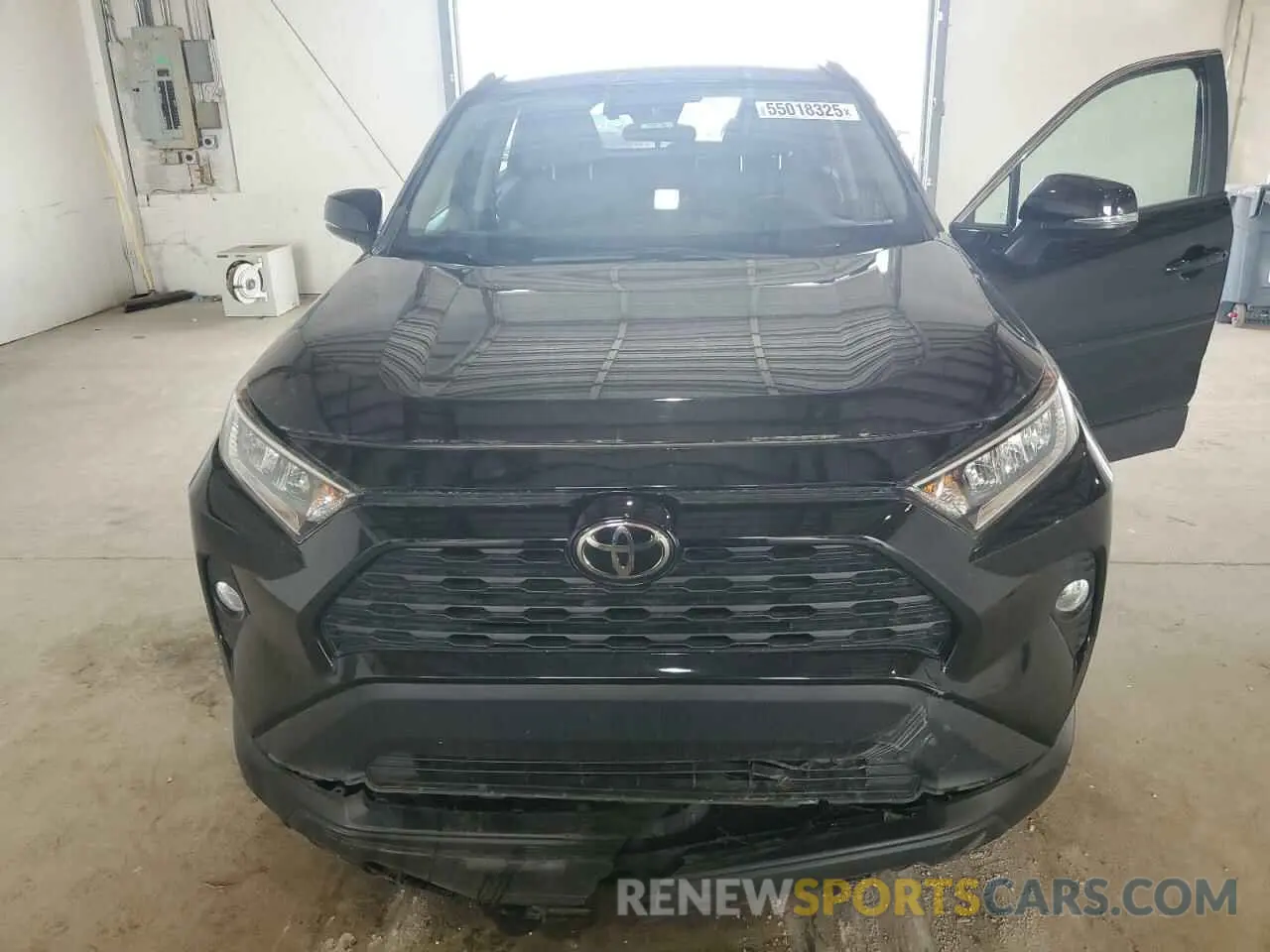 5 Photograph of a damaged car 2T3P1RFV9MW210634 TOYOTA RAV4 2021