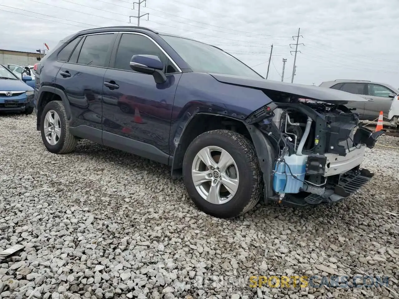 4 Photograph of a damaged car 2T3P1RFV9MW210942 TOYOTA RAV4 2021