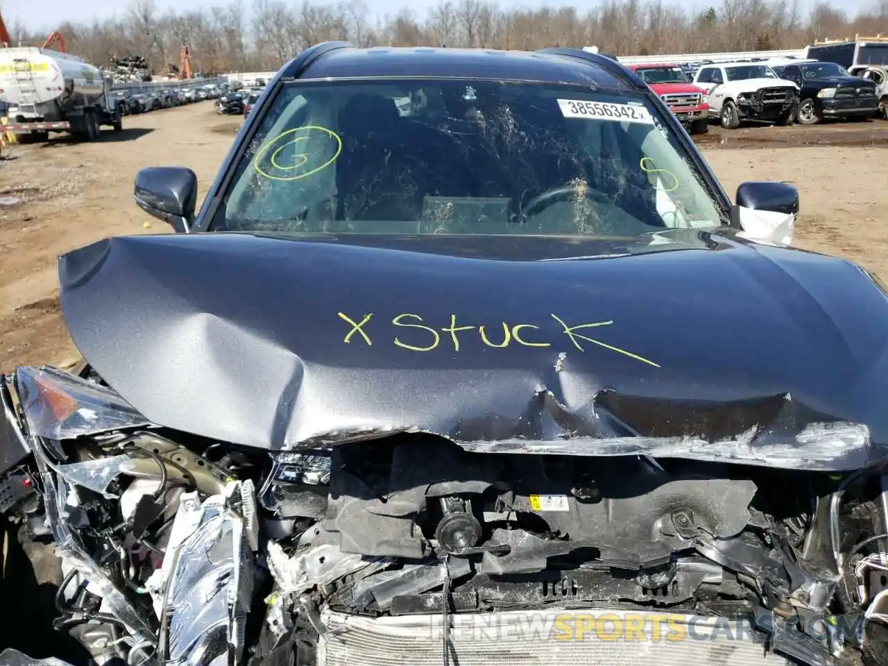 7 Photograph of a damaged car 2T3P1RFV9MW220886 TOYOTA RAV4 2021