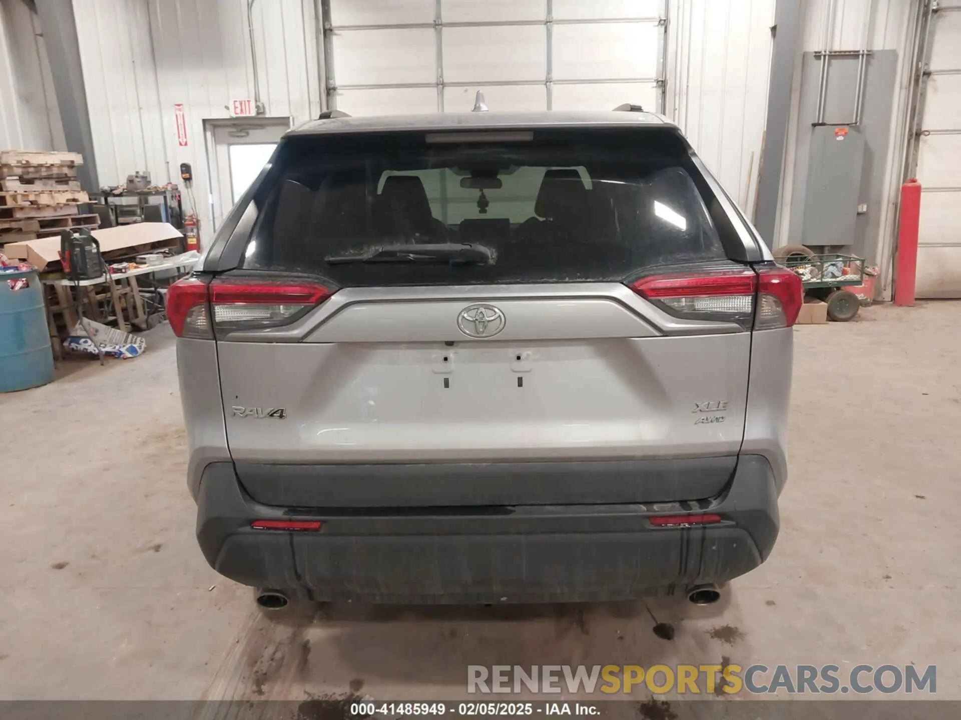 16 Photograph of a damaged car 2T3P1RFVXMC156715 TOYOTA RAV4 2021