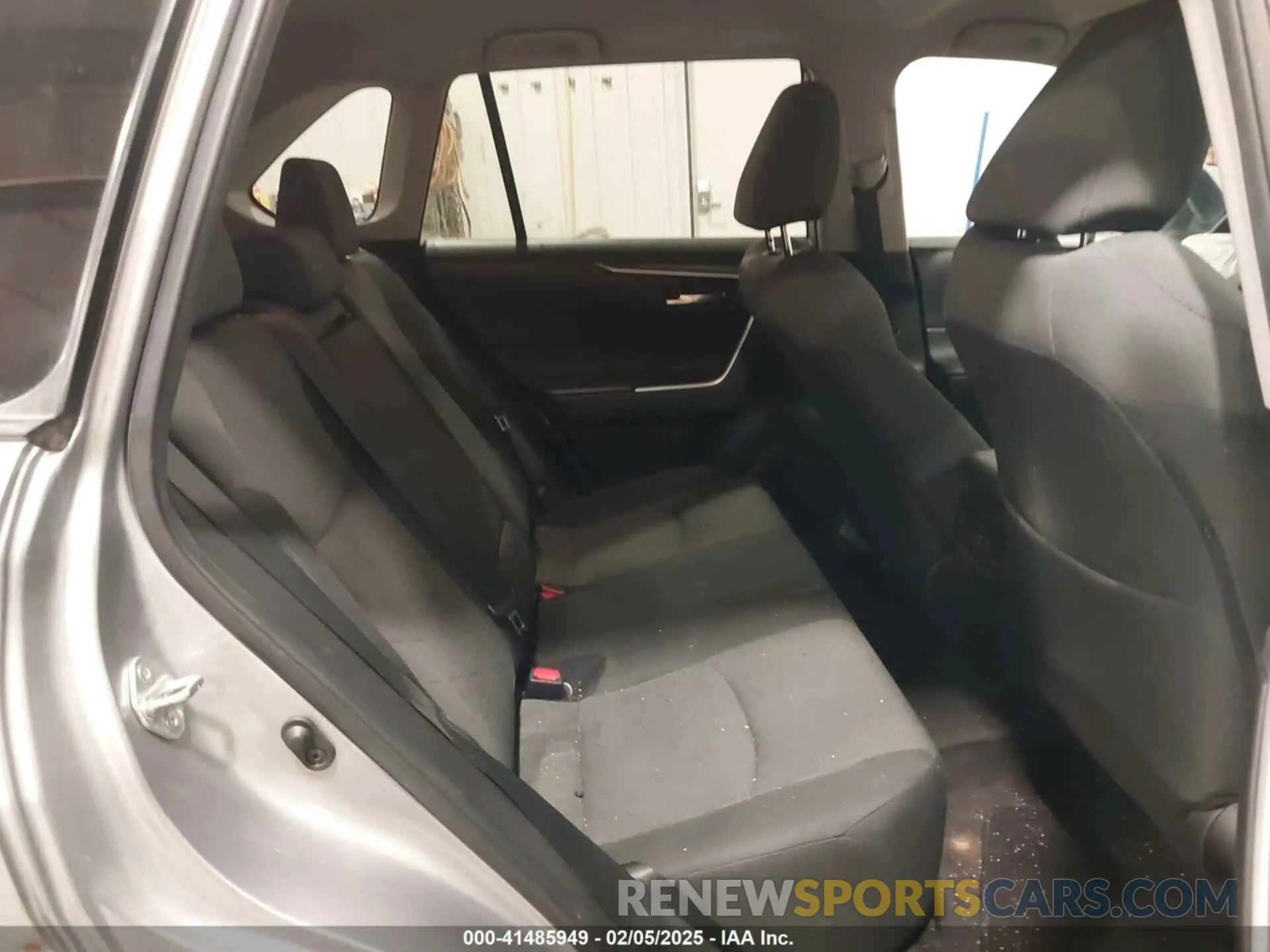 8 Photograph of a damaged car 2T3P1RFVXMC156715 TOYOTA RAV4 2021
