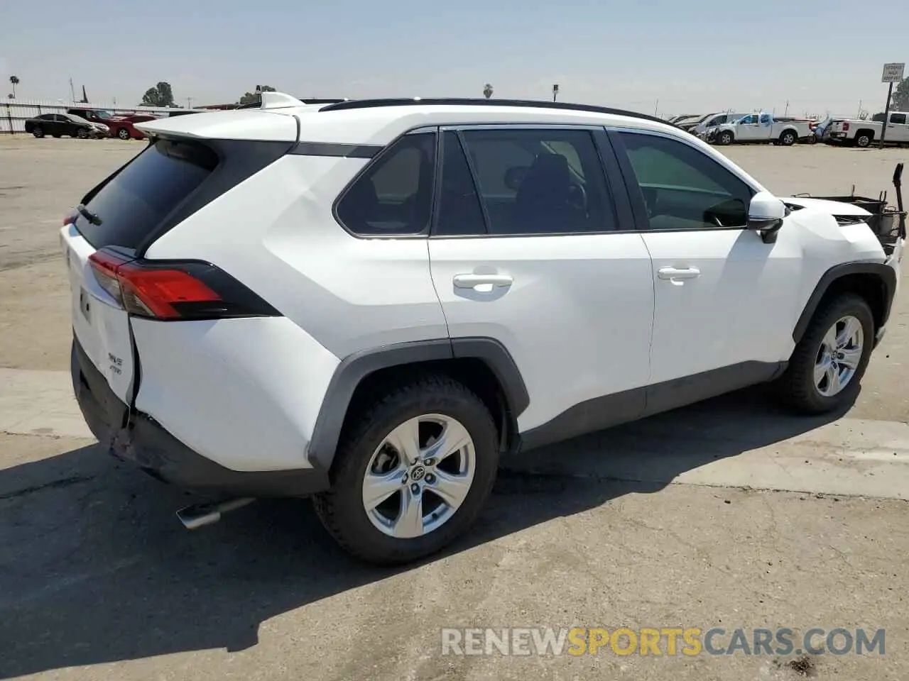 3 Photograph of a damaged car 2T3P1RFVXMC160120 TOYOTA RAV4 2021