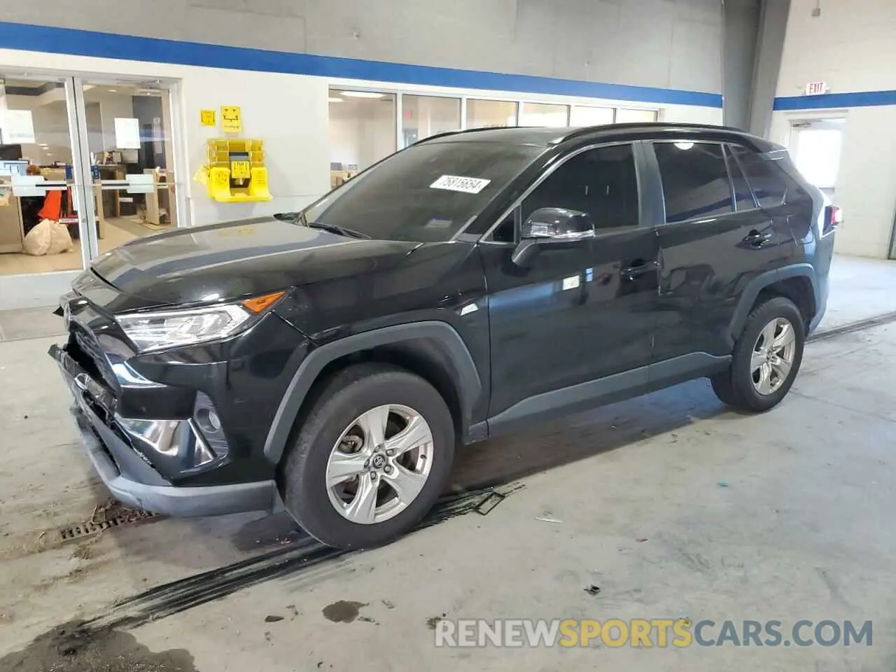 1 Photograph of a damaged car 2T3P1RFVXMC165334 TOYOTA RAV4 2021