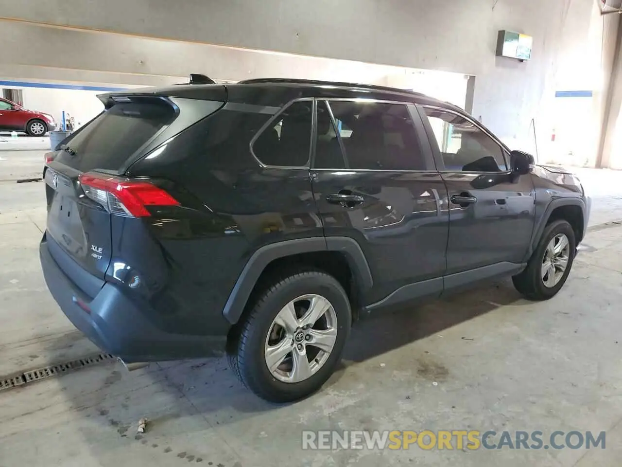 3 Photograph of a damaged car 2T3P1RFVXMC165334 TOYOTA RAV4 2021