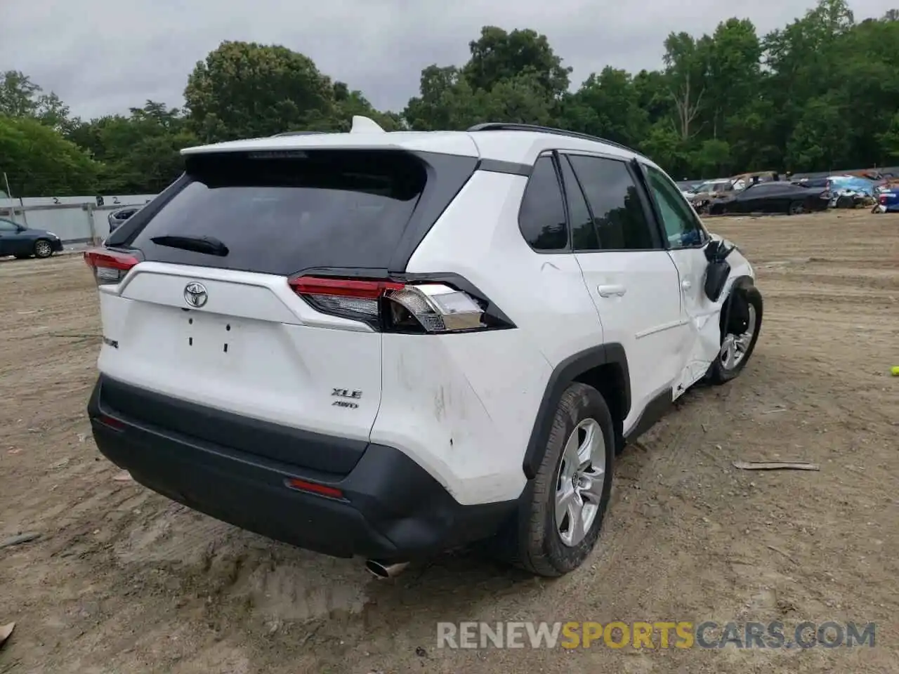 4 Photograph of a damaged car 2T3P1RFVXMC176348 TOYOTA RAV4 2021