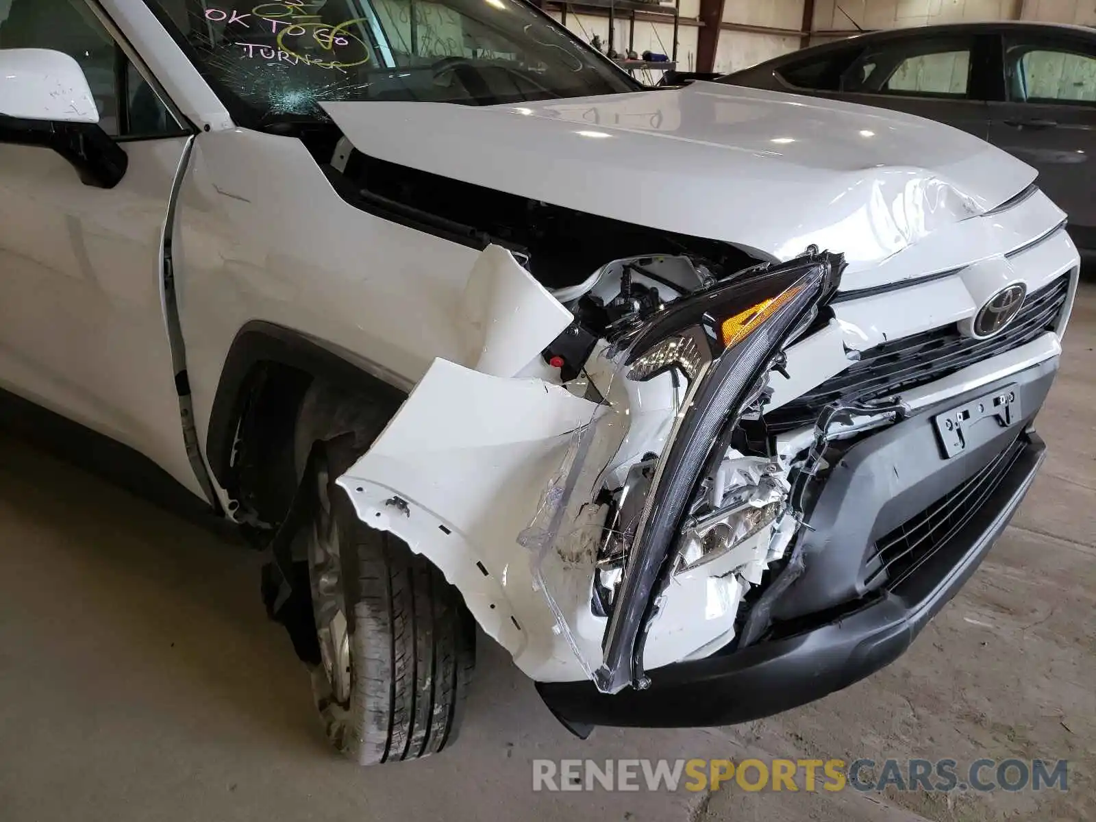 9 Photograph of a damaged car 2T3P1RFVXMC209557 TOYOTA RAV4 2021