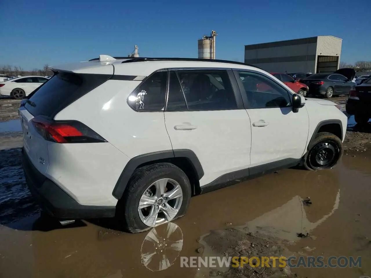 3 Photograph of a damaged car 2T3P1RFVXMC245913 TOYOTA RAV4 2021