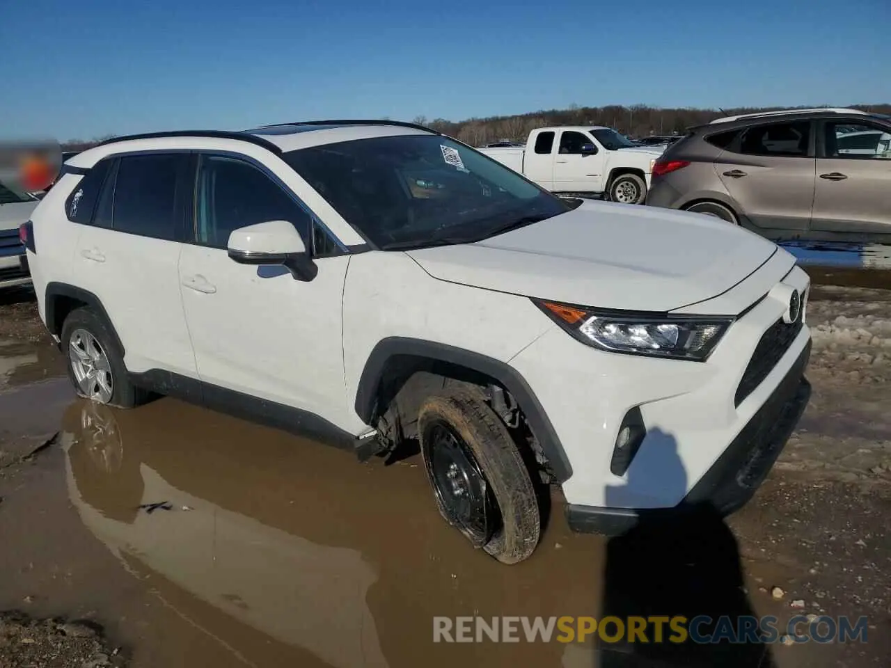 4 Photograph of a damaged car 2T3P1RFVXMC245913 TOYOTA RAV4 2021