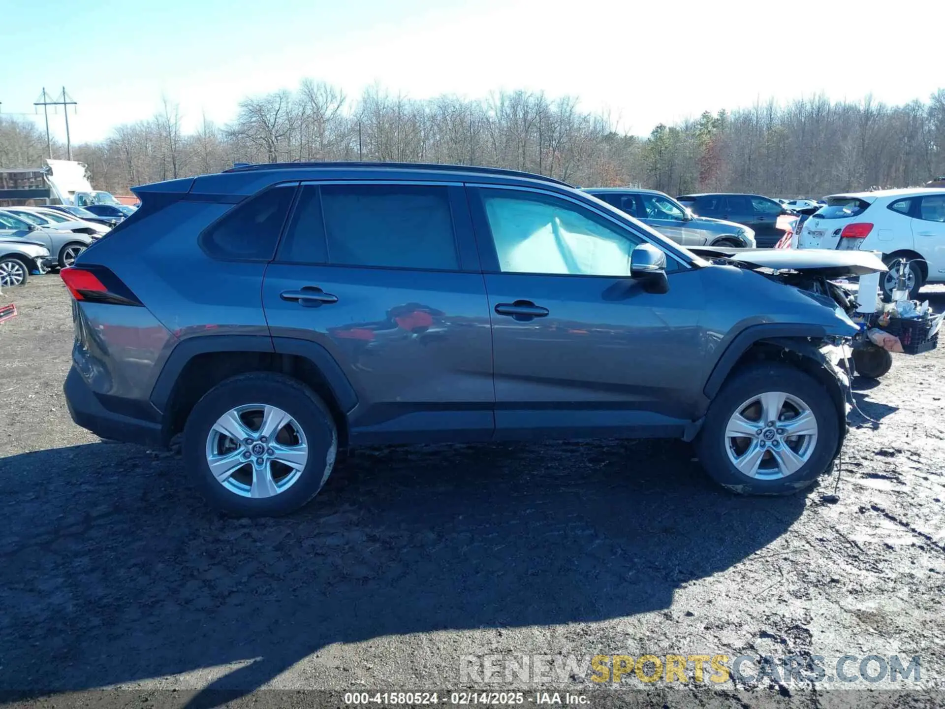 13 Photograph of a damaged car 2T3P1RFVXMW160715 TOYOTA RAV4 2021