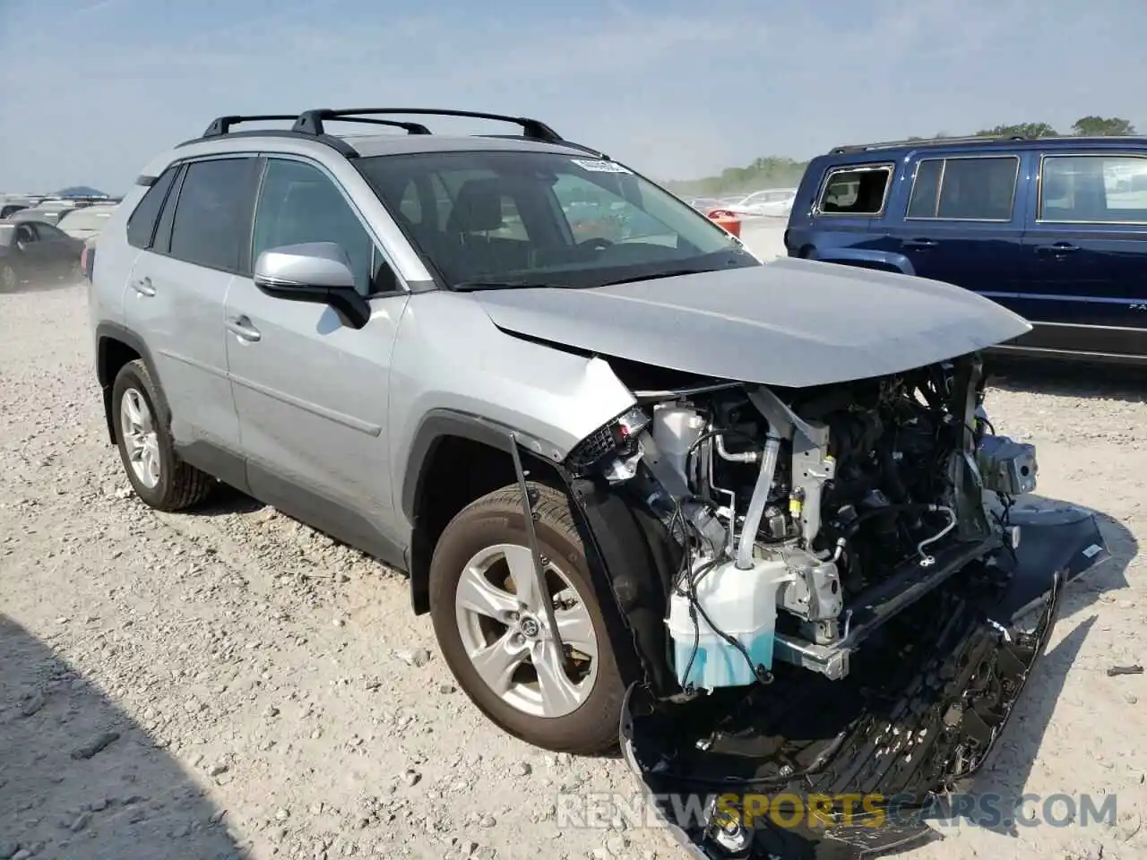 1 Photograph of a damaged car 2T3P1RFVXMW162867 TOYOTA RAV4 2021