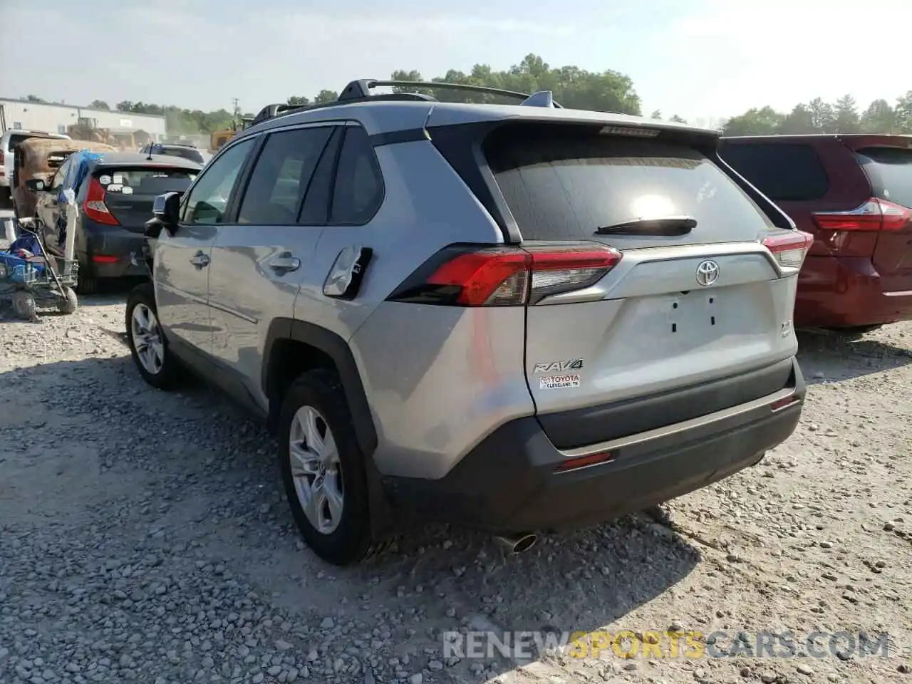 3 Photograph of a damaged car 2T3P1RFVXMW162867 TOYOTA RAV4 2021