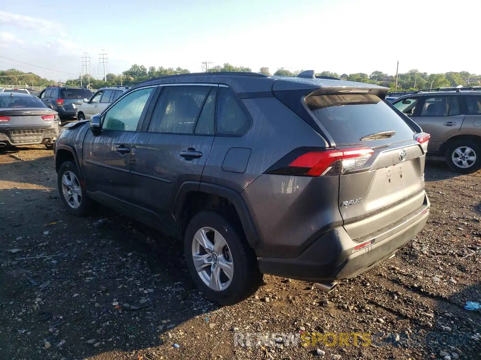 3 Photograph of a damaged car 2T3P1RFVXMW164165 TOYOTA RAV4 2021