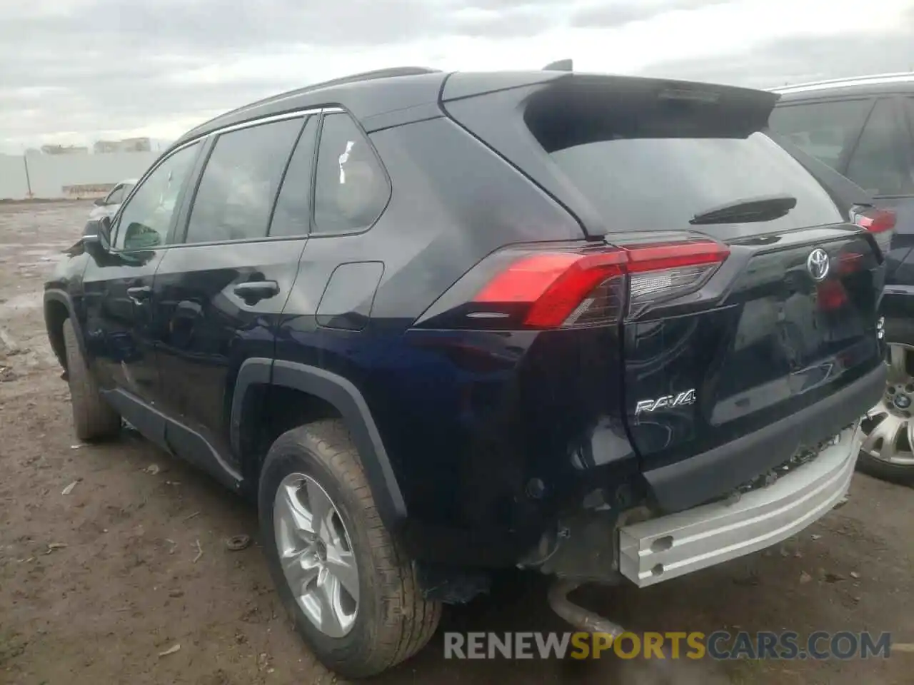 3 Photograph of a damaged car 2T3P1RFVXMW179877 TOYOTA RAV4 2021