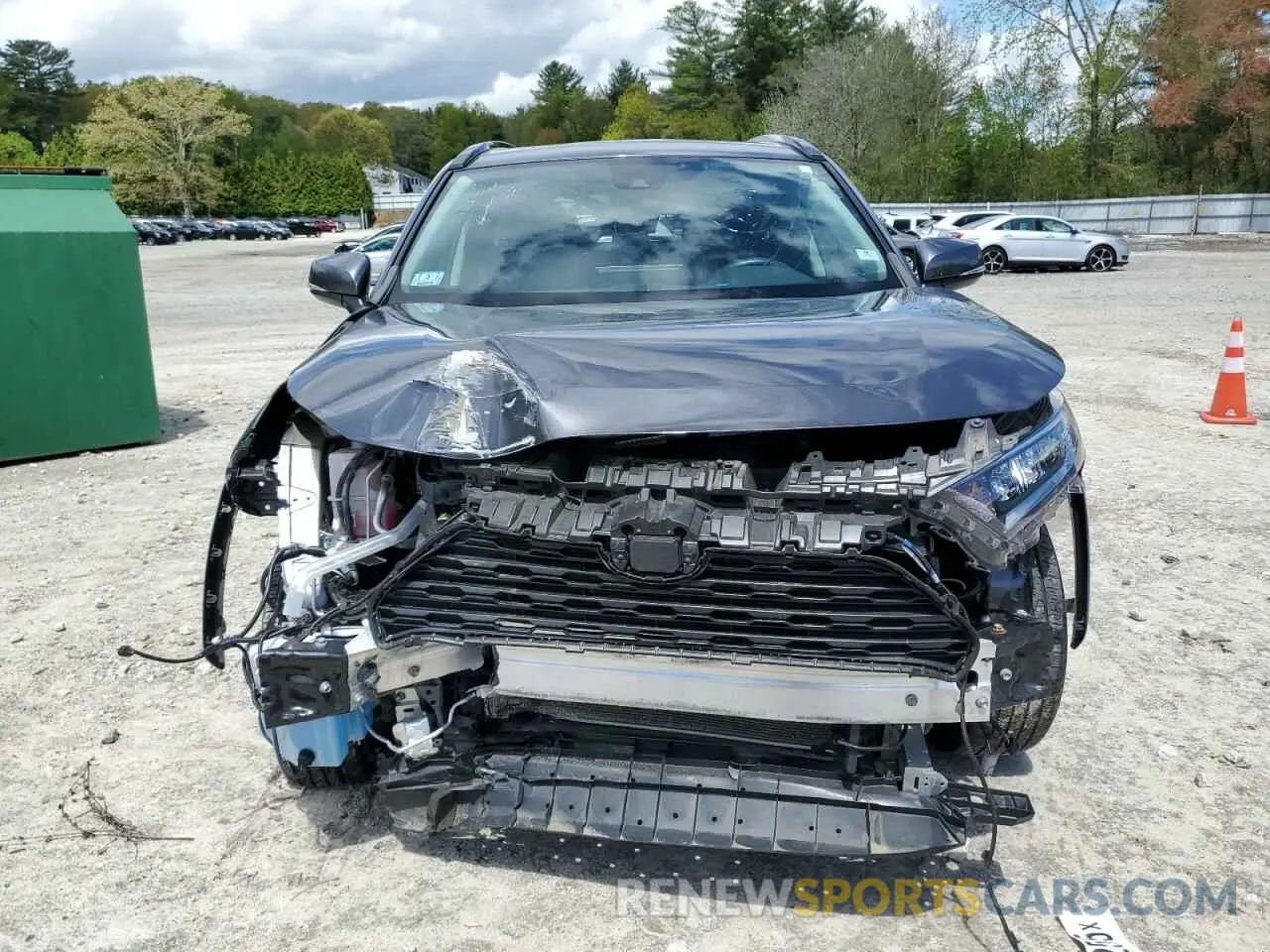 5 Photograph of a damaged car 2T3P1RFVXMW181712 TOYOTA RAV4 2021