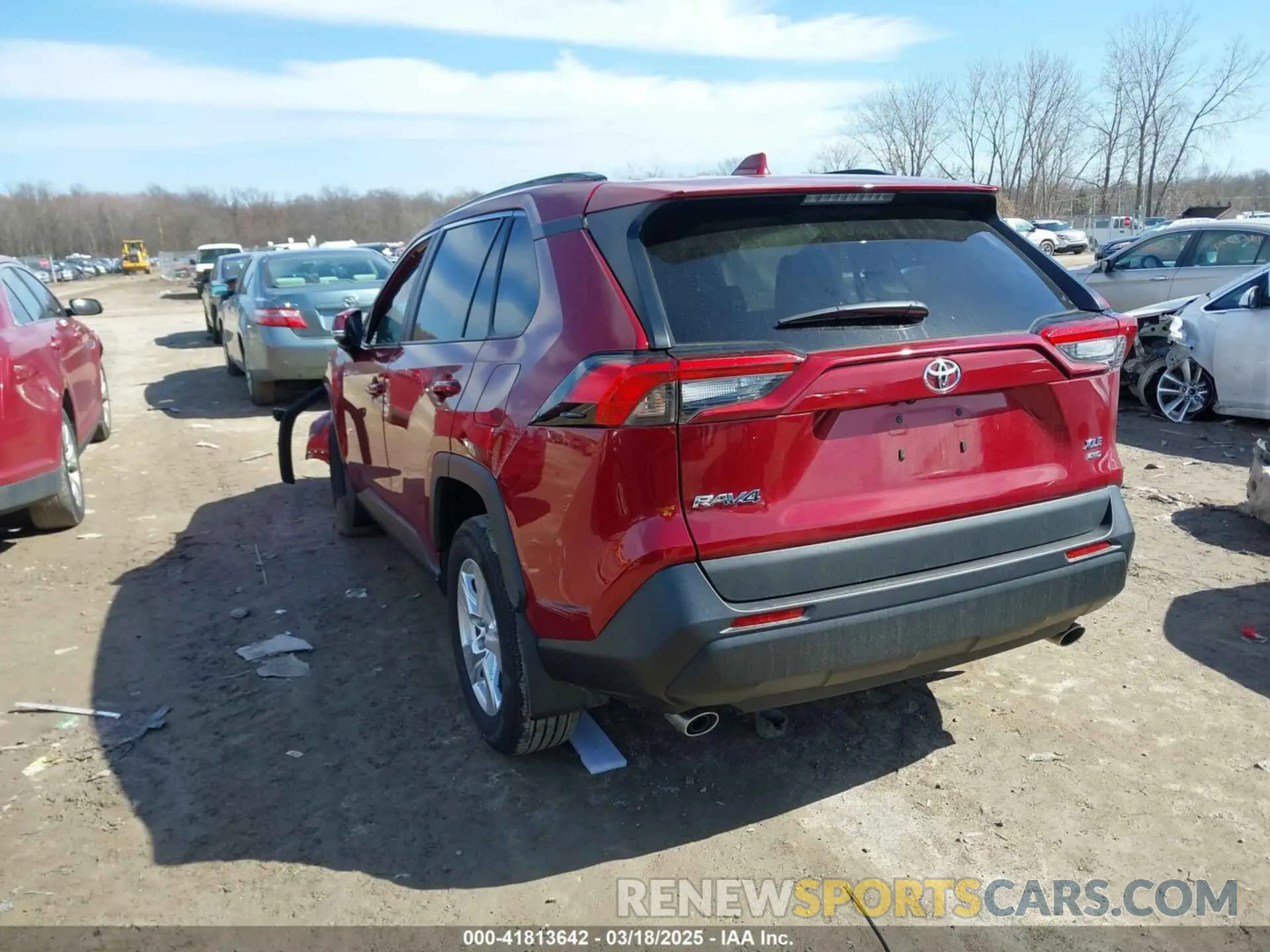 3 Photograph of a damaged car 2T3P1RFVXMW182553 TOYOTA RAV4 2021