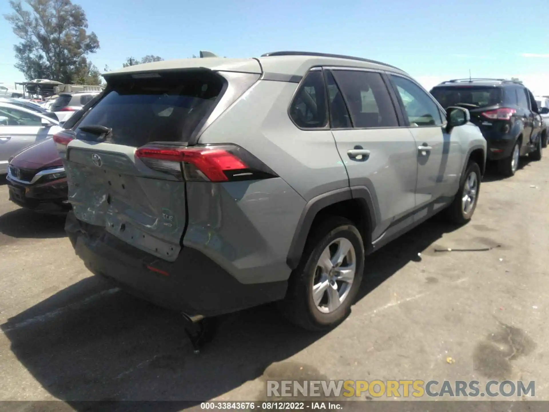 4 Photograph of a damaged car 2T3P1RFVXMW193021 TOYOTA RAV4 2021