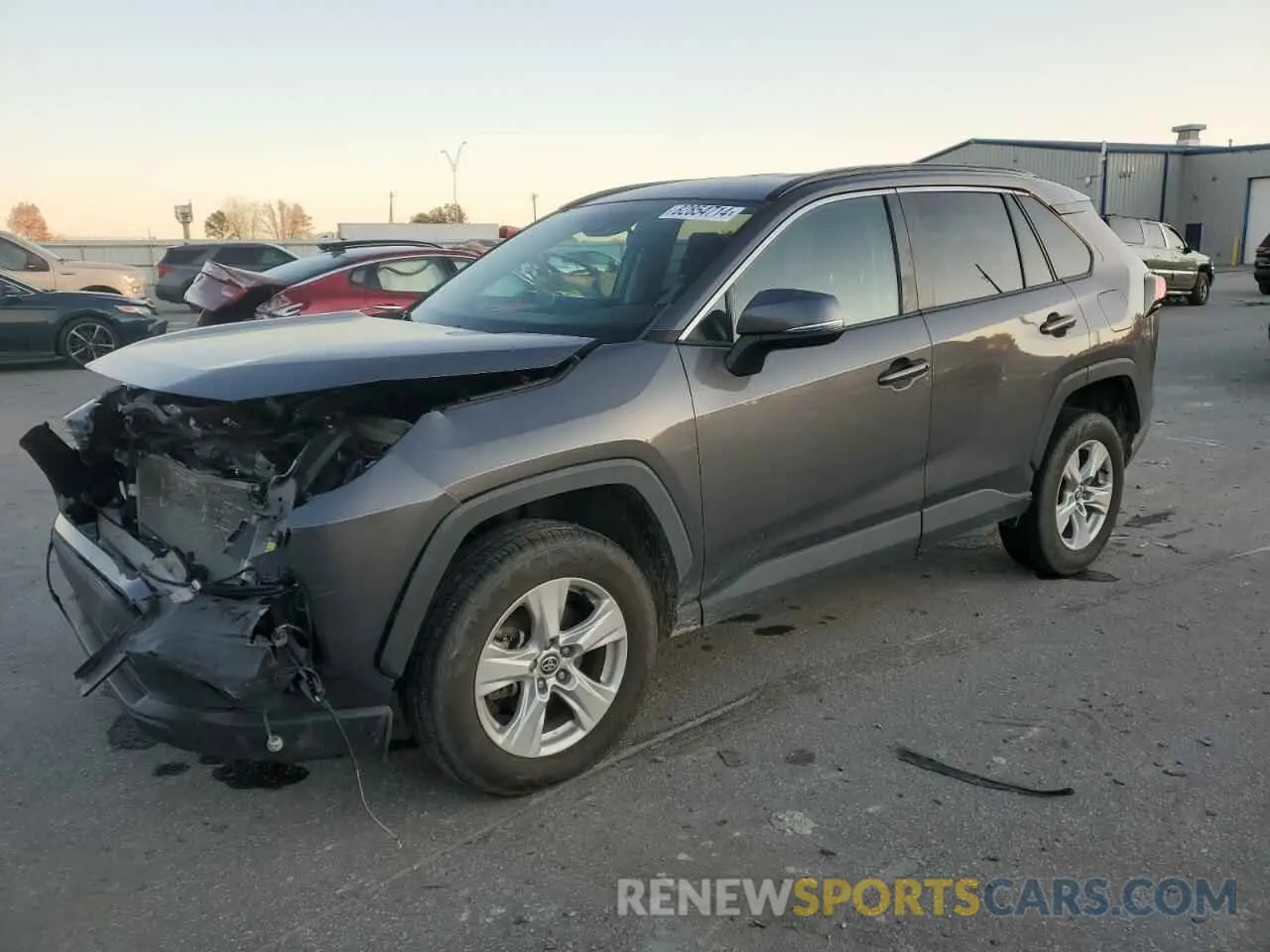 1 Photograph of a damaged car 2T3P1RFVXMW196128 TOYOTA RAV4 2021
