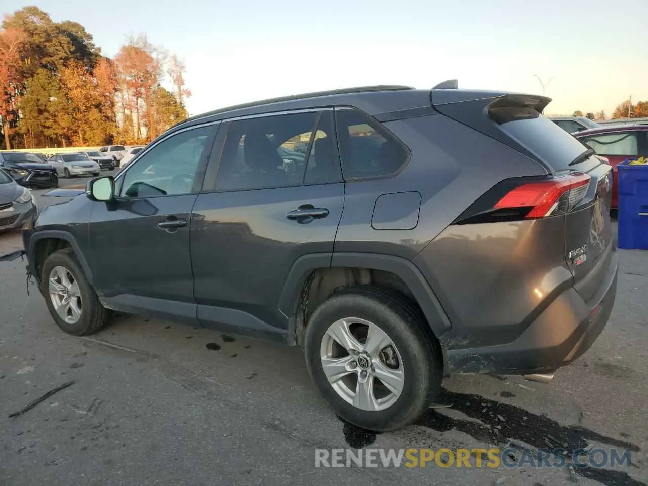 2 Photograph of a damaged car 2T3P1RFVXMW196128 TOYOTA RAV4 2021