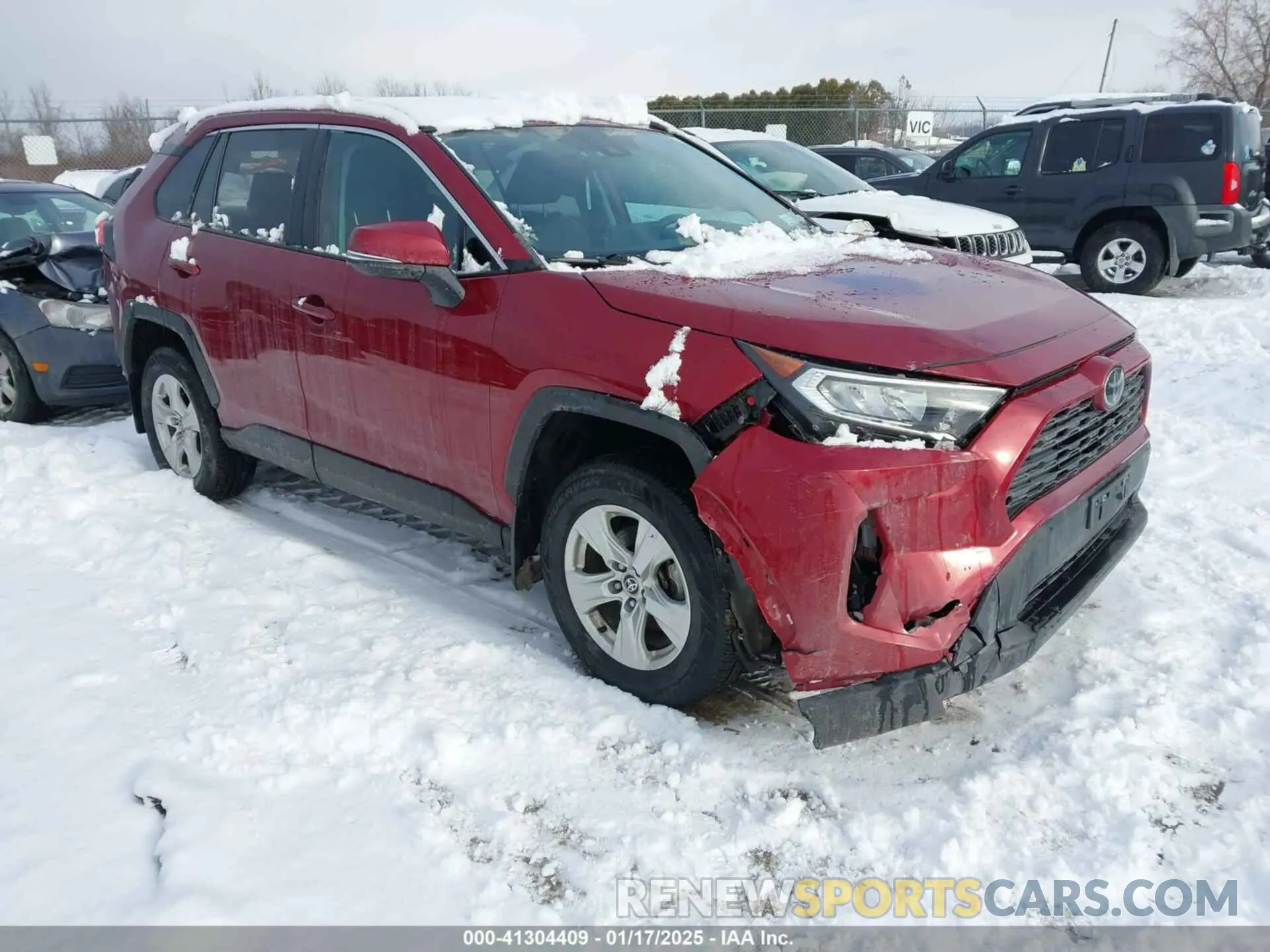 1 Photograph of a damaged car 2T3P1RFVXMW212201 TOYOTA RAV4 2021