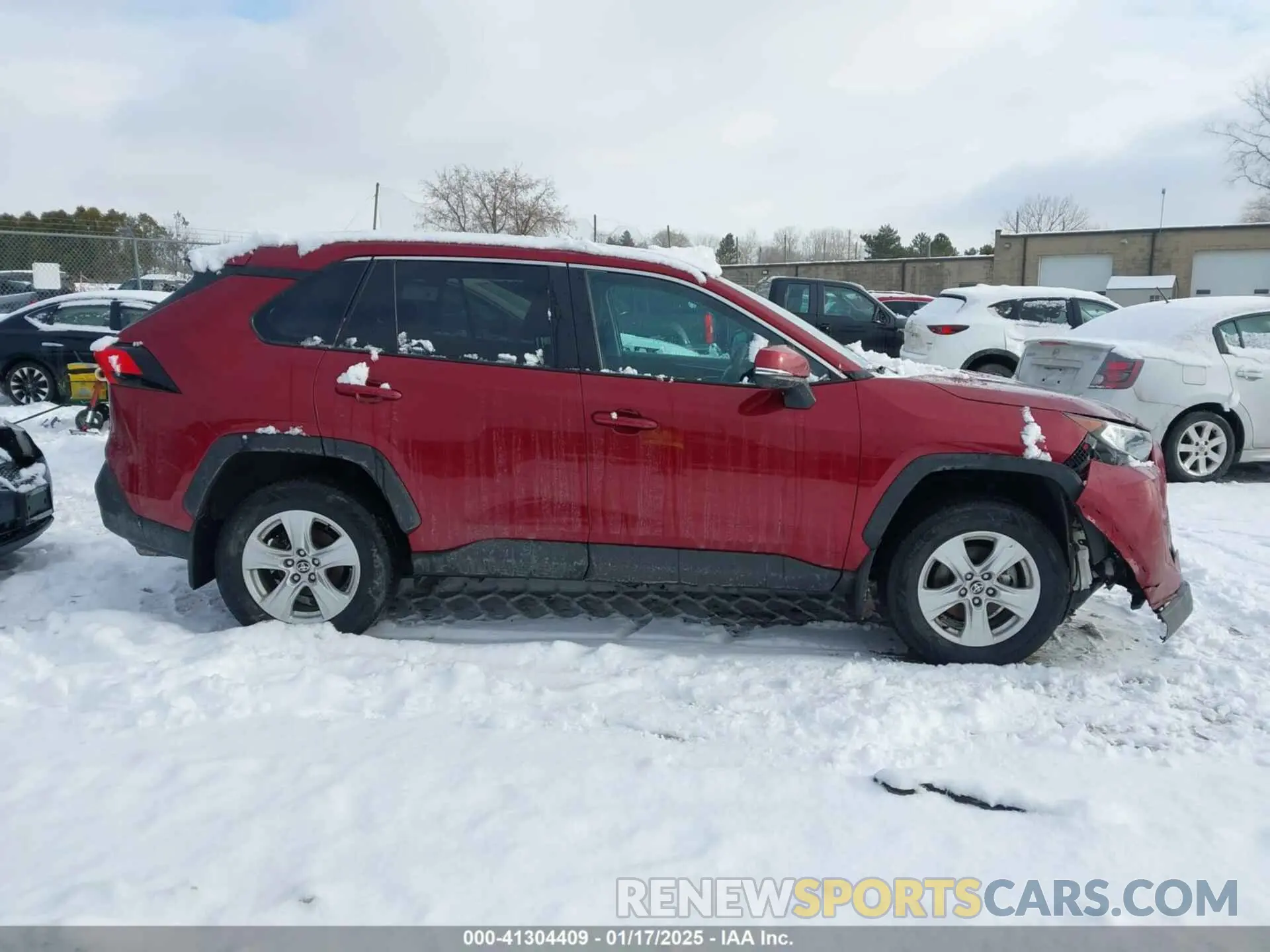 14 Photograph of a damaged car 2T3P1RFVXMW212201 TOYOTA RAV4 2021