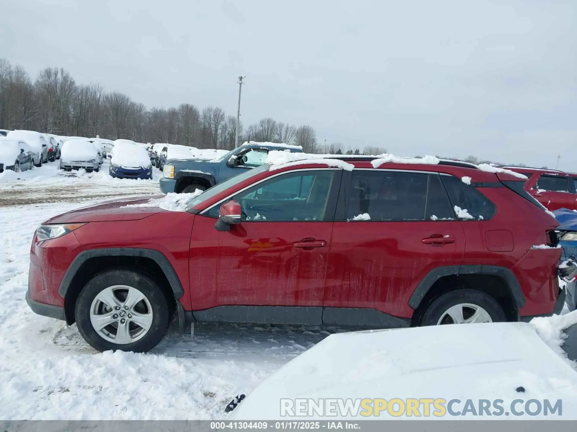 15 Photograph of a damaged car 2T3P1RFVXMW212201 TOYOTA RAV4 2021