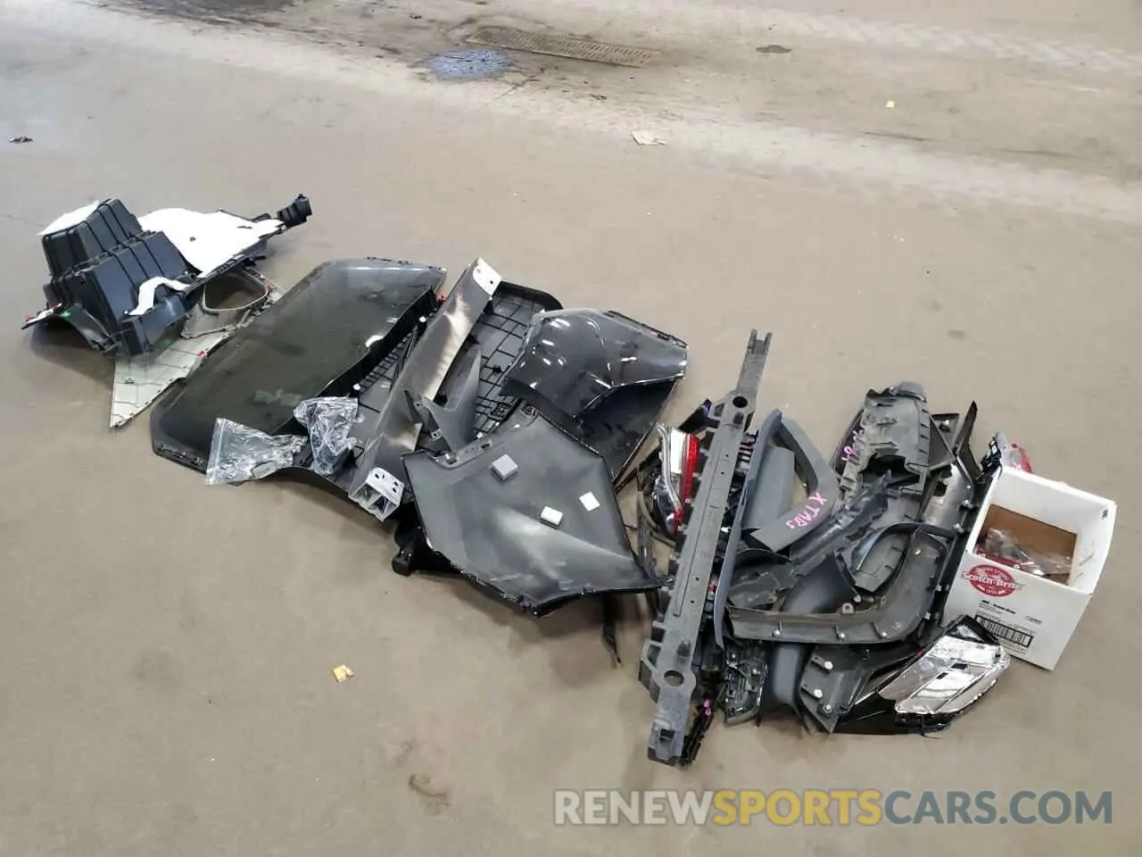 13 Photograph of a damaged car 2T3P1RFVXMW233744 TOYOTA RAV4 2021