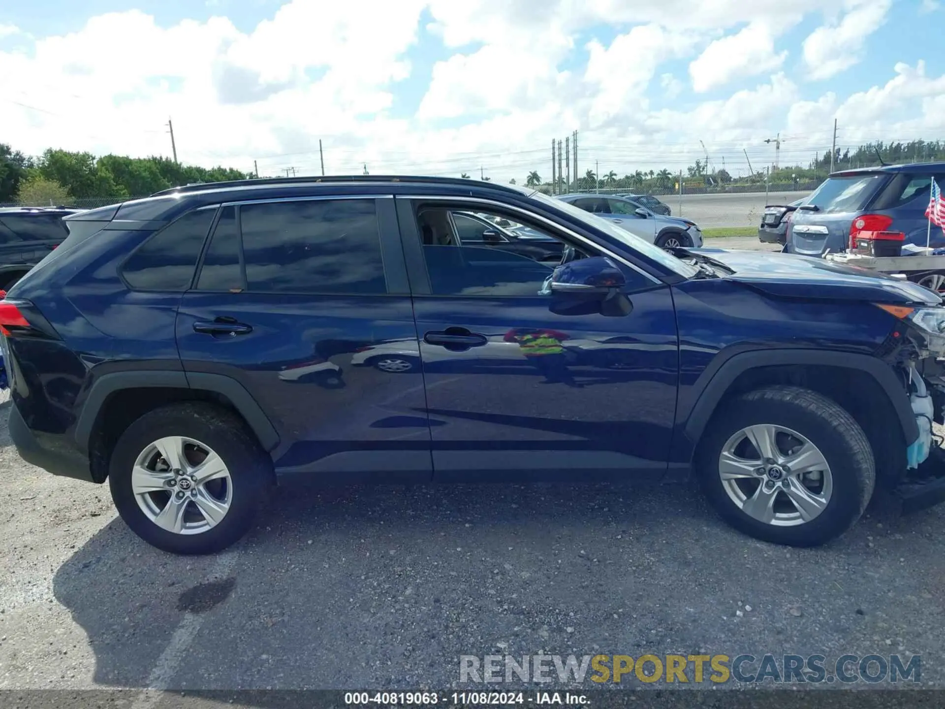14 Photograph of a damaged car 2T3P1RFVXMW238698 TOYOTA RAV4 2021