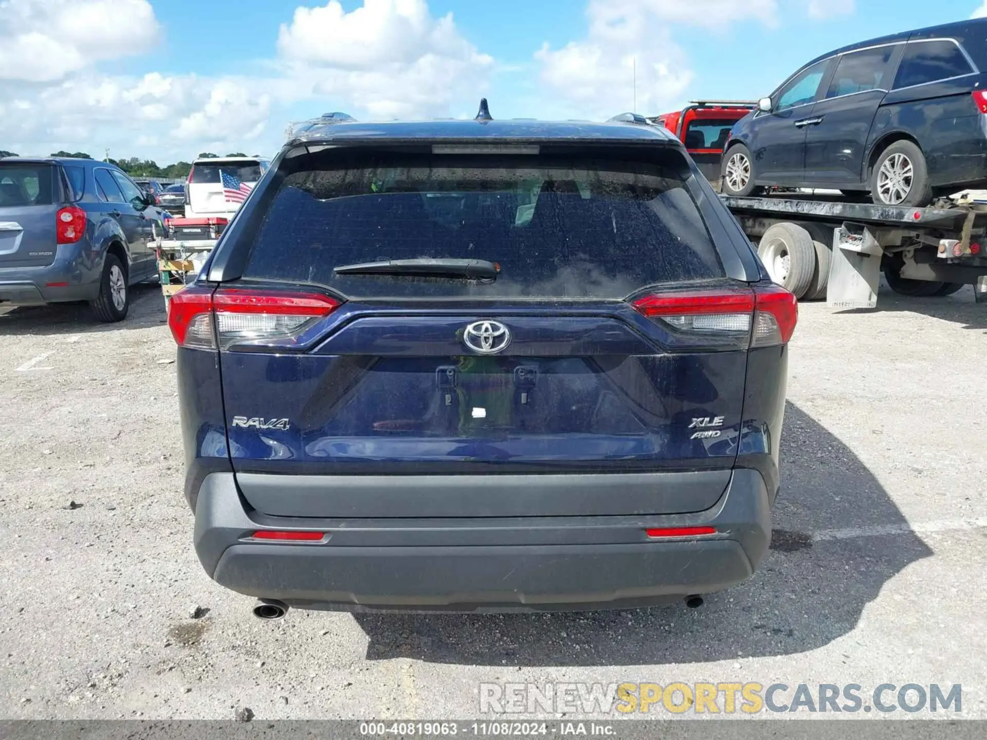 17 Photograph of a damaged car 2T3P1RFVXMW238698 TOYOTA RAV4 2021