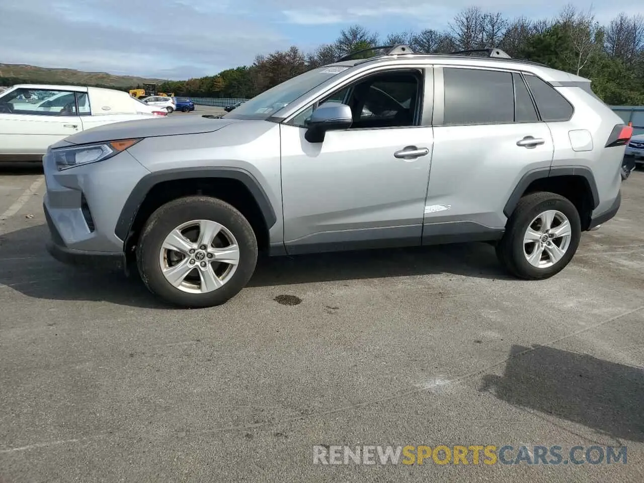 1 Photograph of a damaged car 2T3P1RFVXMW241522 TOYOTA RAV4 2021