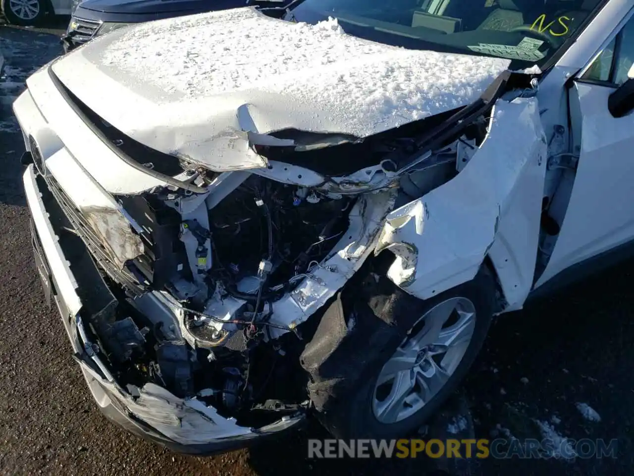 9 Photograph of a damaged car 2T3P1RFVXMW241729 TOYOTA RAV4 2021