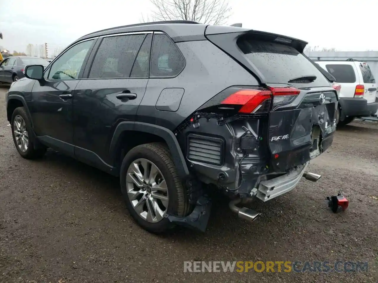 3 Photograph of a damaged car 2T3R1RFV6MC234674 TOYOTA RAV4 2021