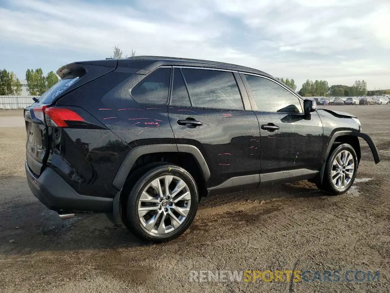 3 Photograph of a damaged car 2T3R1RFV7MC150668 TOYOTA RAV4 2021