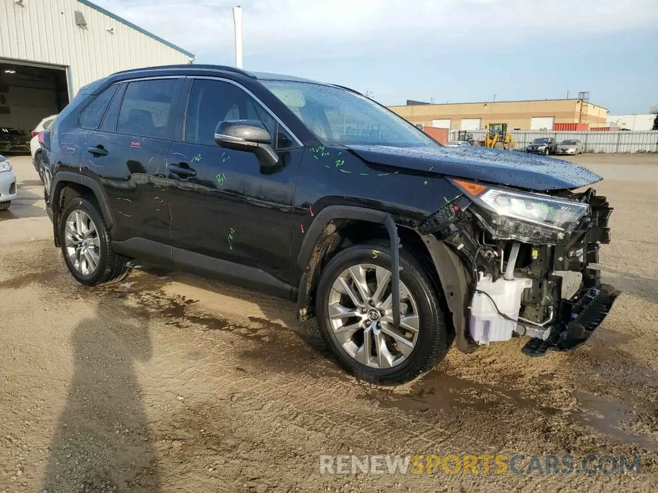 4 Photograph of a damaged car 2T3R1RFV7MC150668 TOYOTA RAV4 2021
