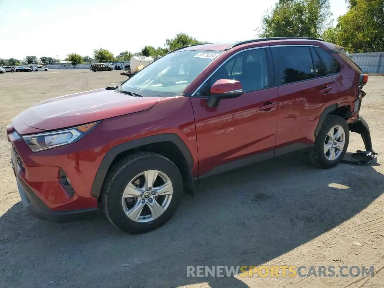 1 Photograph of a damaged car 2T3R1RFV8MW188165 TOYOTA RAV4 2021