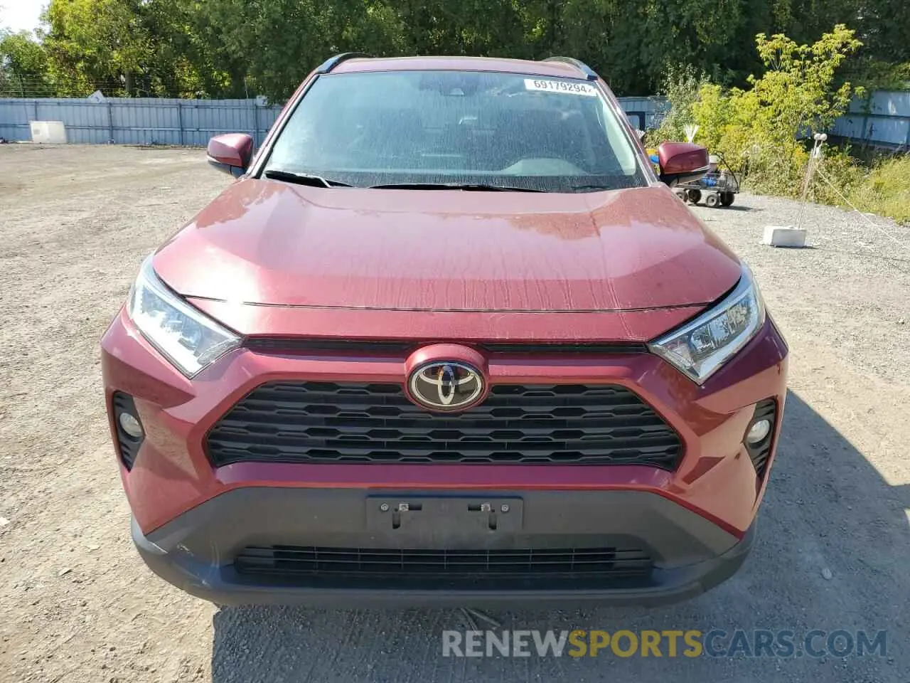 5 Photograph of a damaged car 2T3R1RFV8MW188165 TOYOTA RAV4 2021