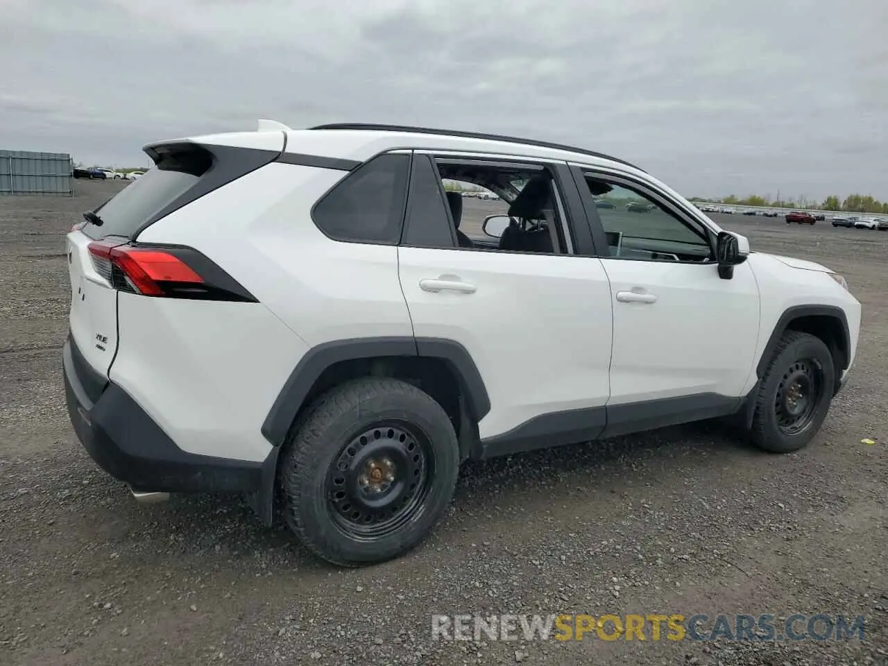 3 Photograph of a damaged car 2T3R1RFVXMC224438 TOYOTA RAV4 2021