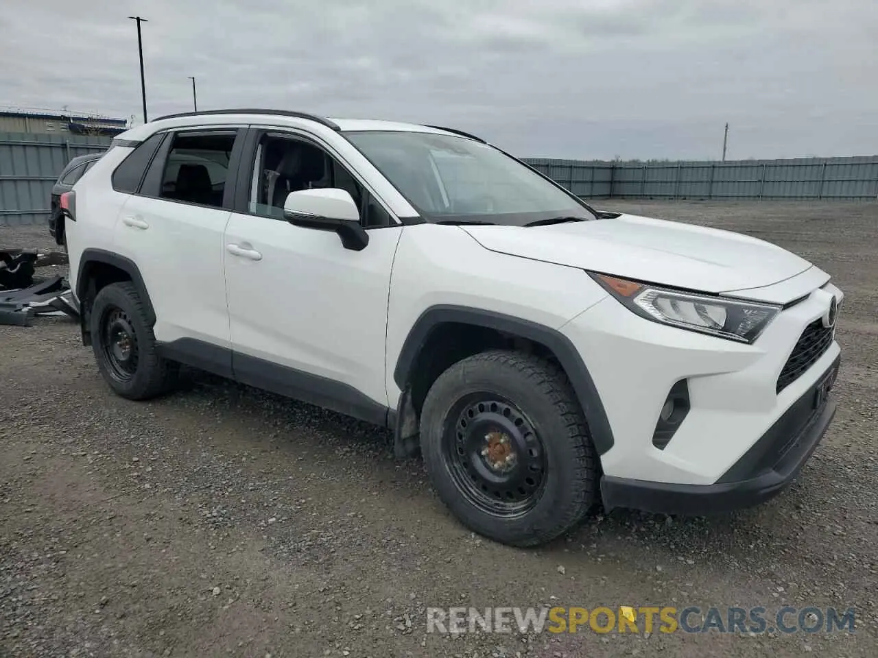 4 Photograph of a damaged car 2T3R1RFVXMC224438 TOYOTA RAV4 2021