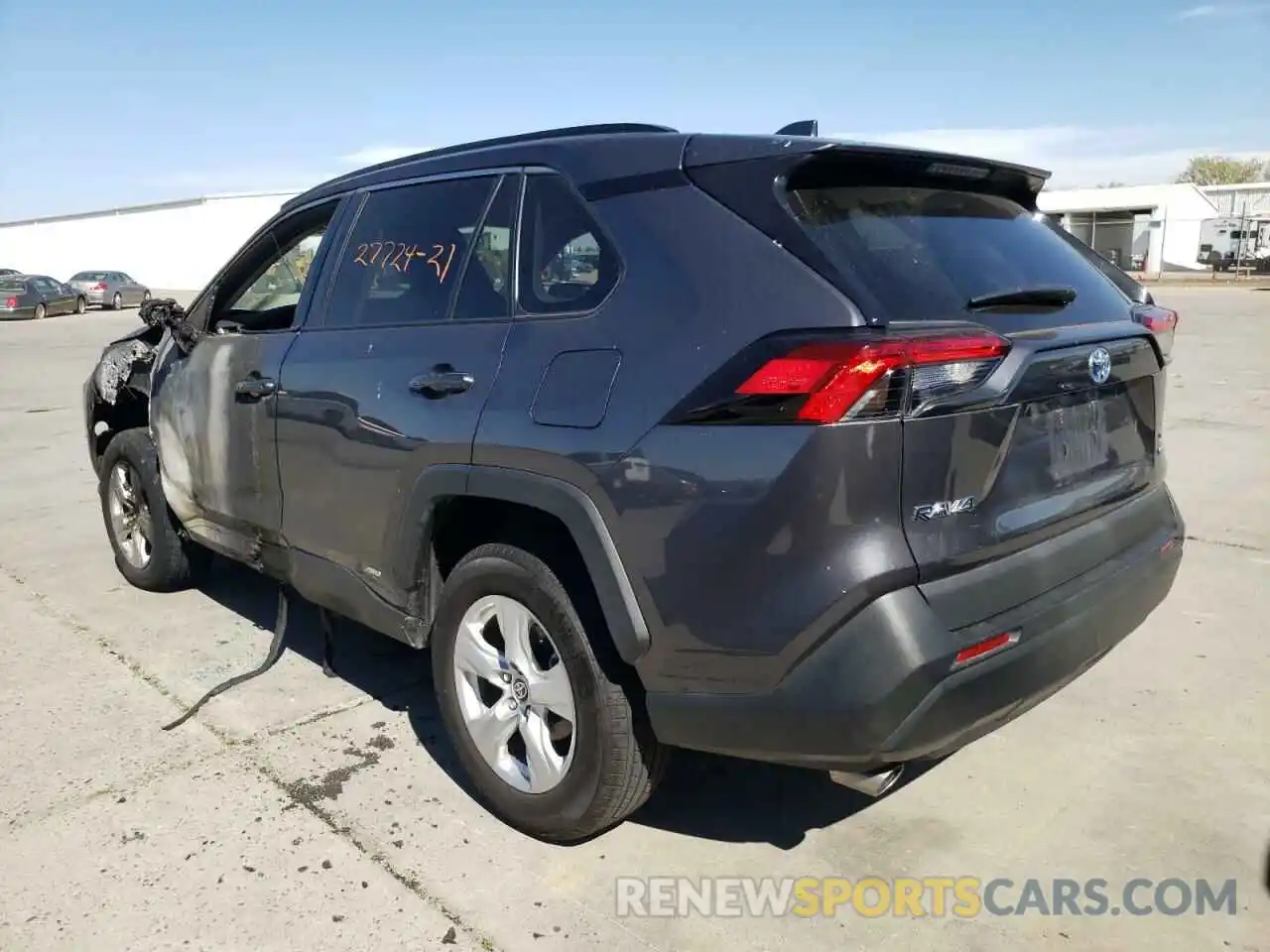 3 Photograph of a damaged car 2T3R6RFV0MW012163 TOYOTA RAV4 2021