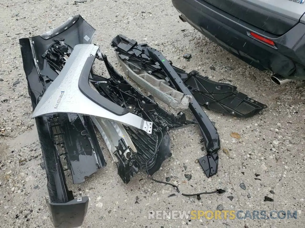 13 Photograph of a damaged car 2T3R6RFV0MW012714 TOYOTA RAV4 2021
