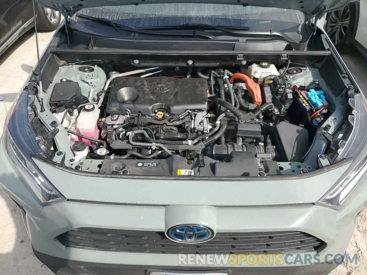 12 Photograph of a damaged car 2T3R6RFV1MW005688 TOYOTA RAV4 2021