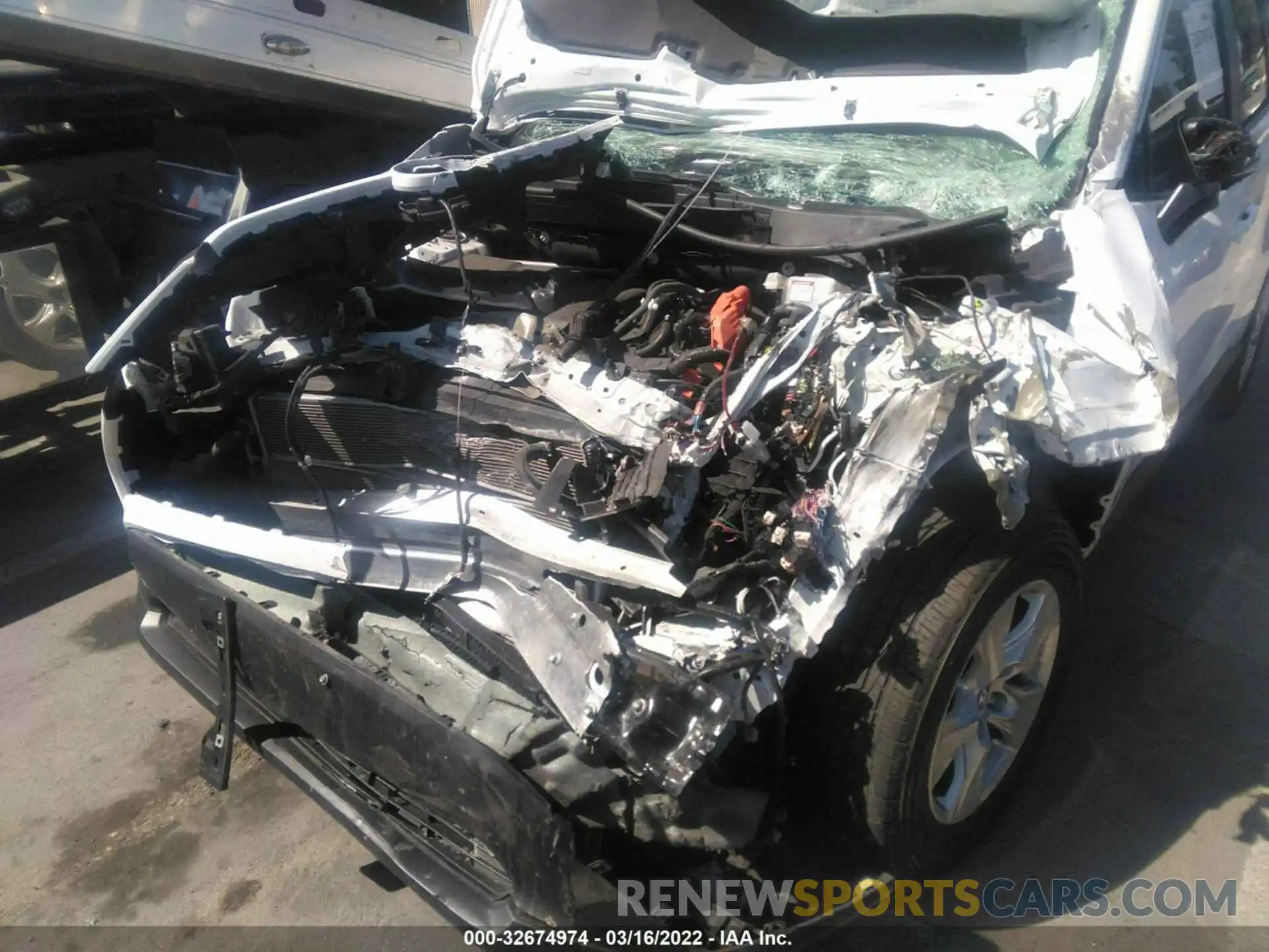 6 Photograph of a damaged car 2T3R6RFV2MW005182 TOYOTA RAV4 2021