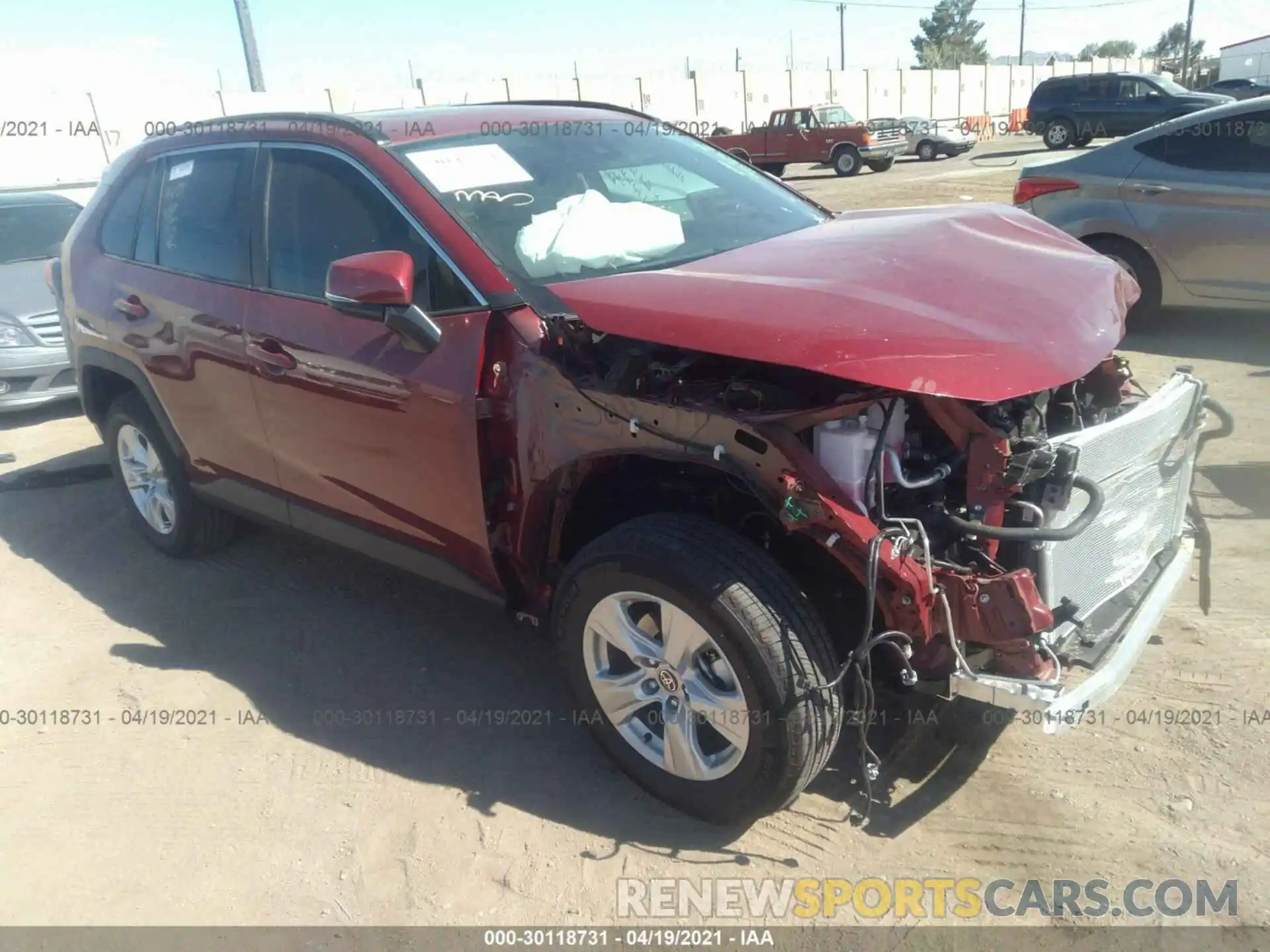 1 Photograph of a damaged car 2T3R6RFV4MW013199 TOYOTA RAV4 2021